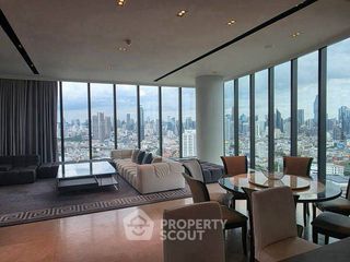 For rent 3 ベッドルーム condo in Khlong San, Bangkok
