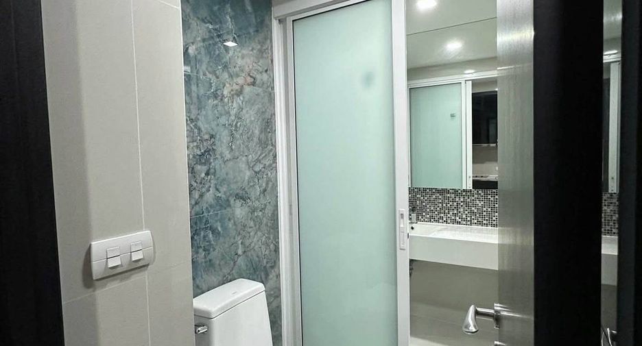 Condo en alquiler de 1 habitaciones en Khlong Toei, Bangkok