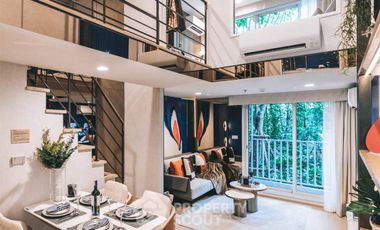 Condo en venta de 2 habitaciones en Bang Rak, Bangkok
