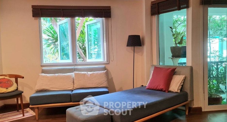 Продажа 3 спальни кондо в Хуаи Кхщанг, Бангкок