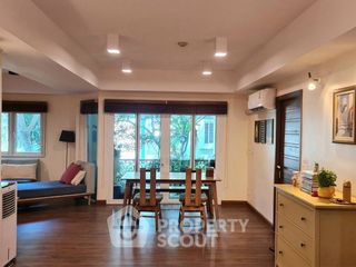 Продажа 3 спальни кондо в Хуаи Кхщанг, Бангкок