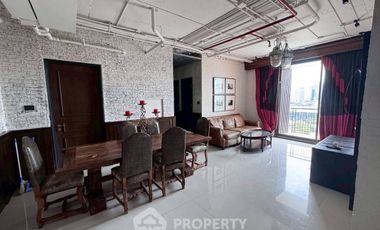 出租 和 出售 3 卧室 公寓 在 Khlong Toei, 曼谷