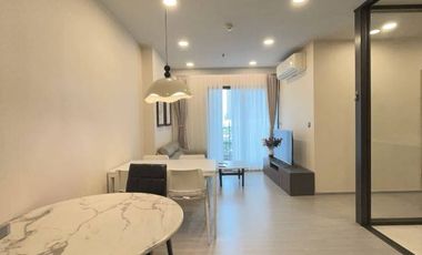 For rent and for sale 2 bedrooms condo in Huai Khwang, Bangkok