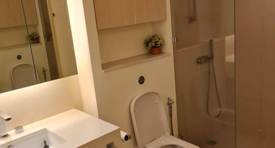 À vendre 1 chambre condo à Sathon, Bangkok