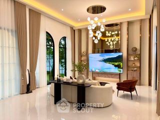 For sale 5 ベッドルーム villa in Bang Lamung, Chonburi