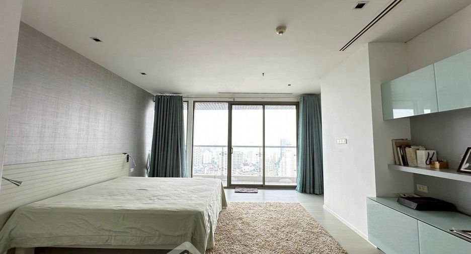 Condo en venta de 3 habitaciones en Khlong Toei, Bangkok