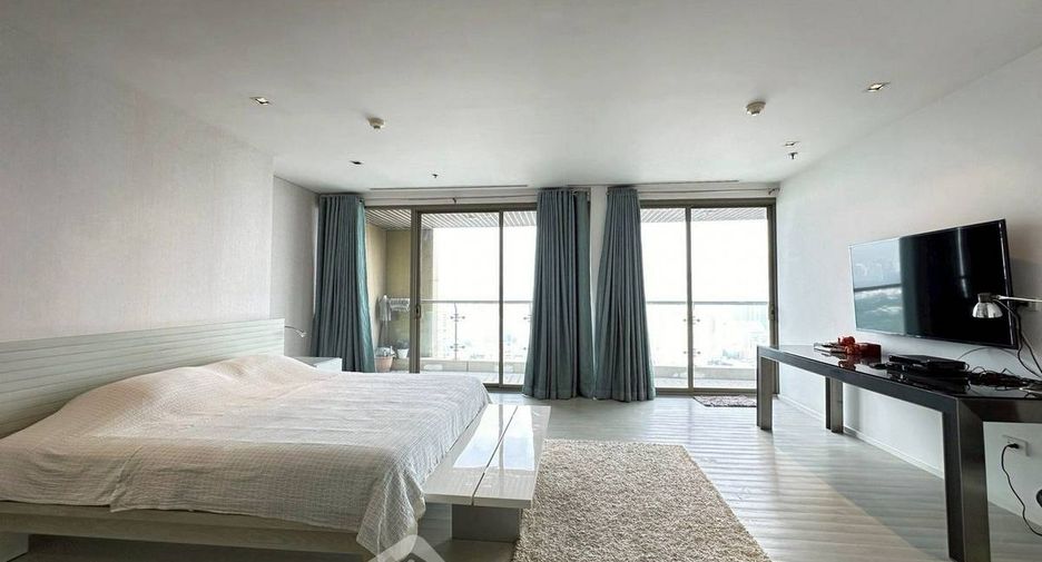 Condo en venta de 3 habitaciones en Khlong Toei, Bangkok