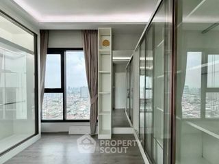 For sale 2 bedrooms condo in Bang Phlat, Bangkok
