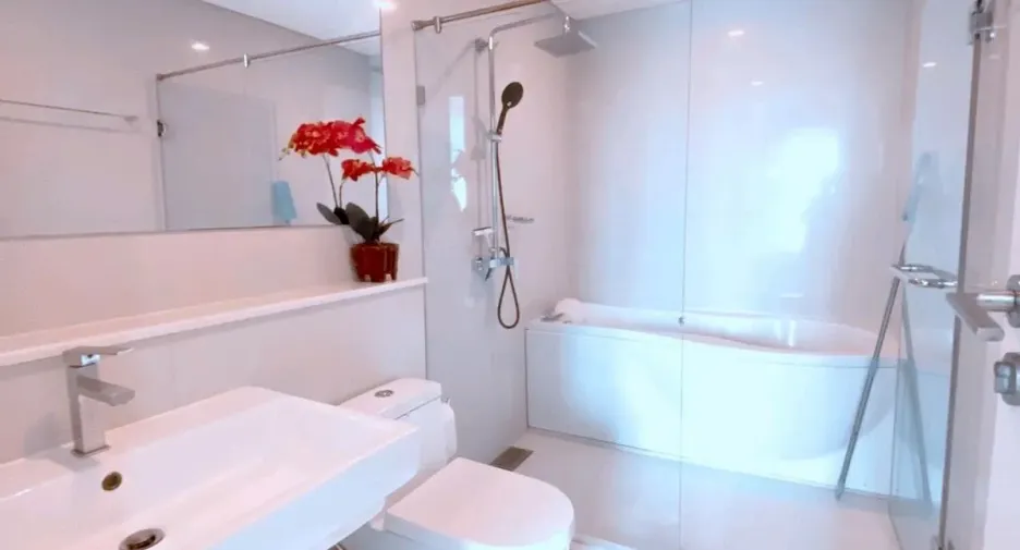 For sale and for rent 1 bed condo in Watthana, Bangkok