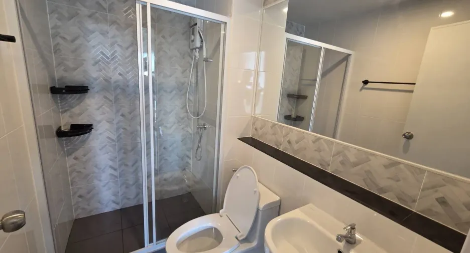 Wohnung zur Miete mit 1 Zimmer in Chom Thong, Bangkok