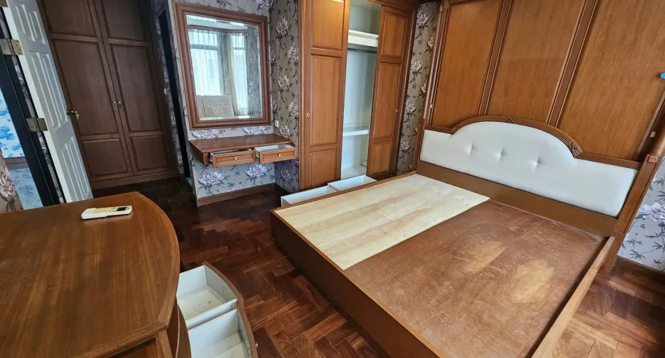 Wohnung zur Miete mit 2 Zimmer in Bang Rak, Bangkok