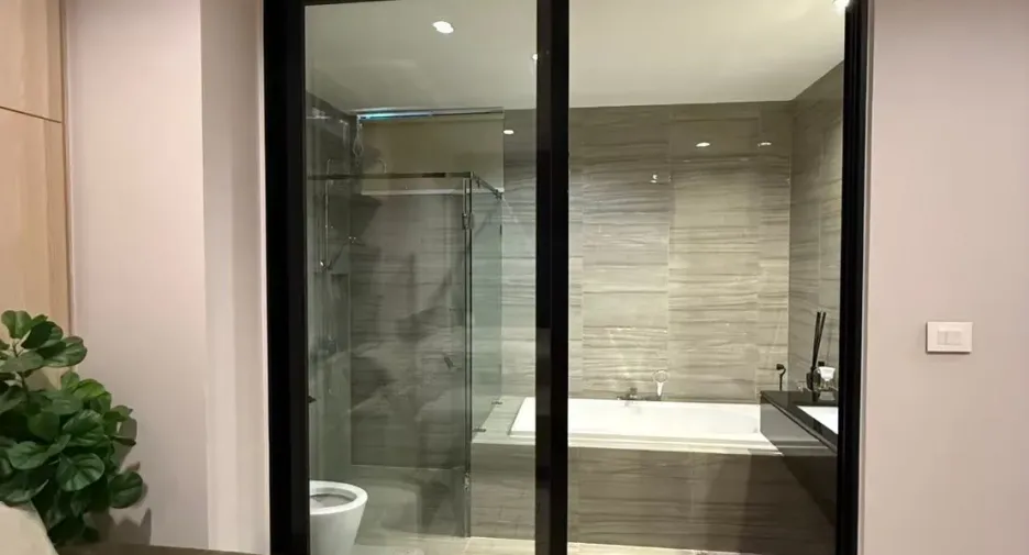 Haus zum Kauf und zur Miete mit 3 Zimmer in Saphan Sung, Bangkok
