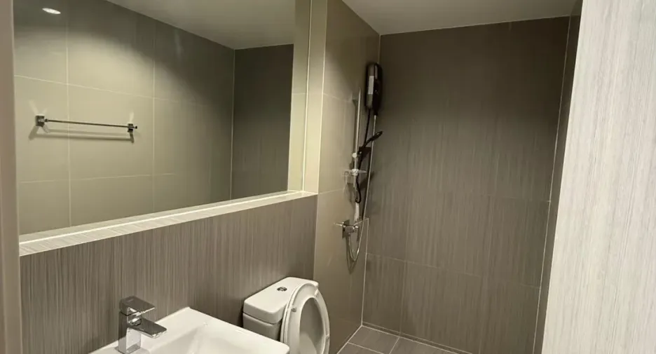 Haus zum Kauf und zur Miete mit 3 Zimmer in Saphan Sung, Bangkok