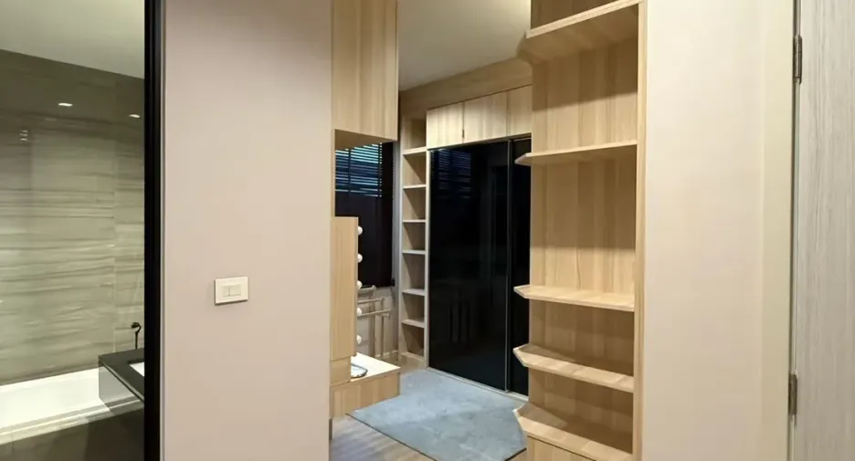 Haus zum Kauf und zur Miete mit 3 Zimmer in Saphan Sung, Bangkok