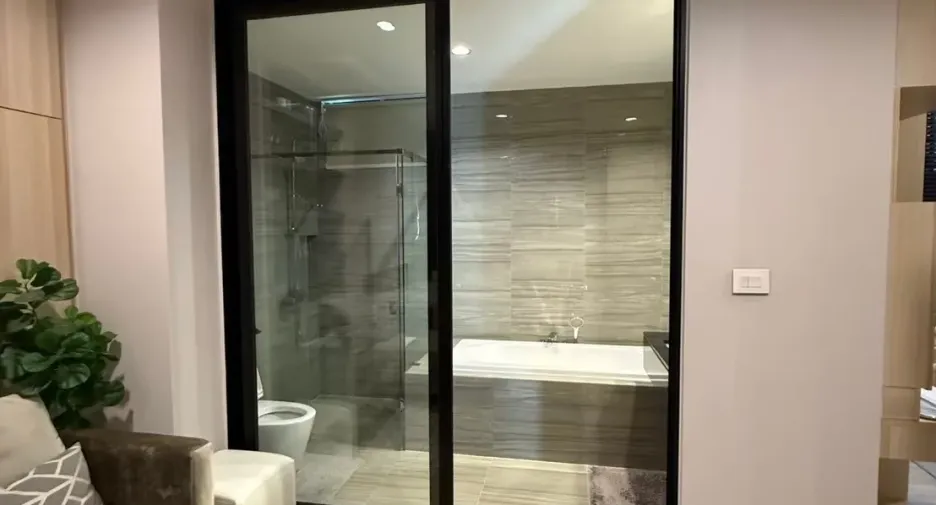 Haus zum Kauf und zur Miete mit 3 Zimmer in Saphan Sung, Bangkok