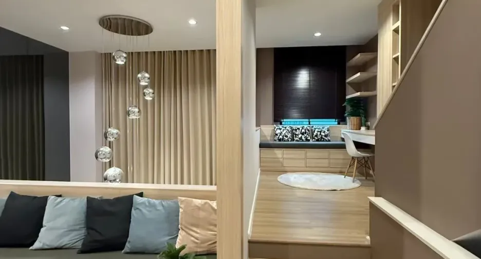 Haus zum Kauf und zur Miete mit 3 Zimmer in Saphan Sung, Bangkok