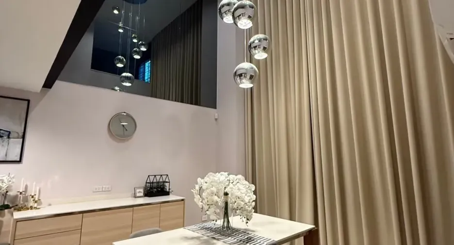 Haus zum Kauf und zur Miete mit 3 Zimmer in Saphan Sung, Bangkok