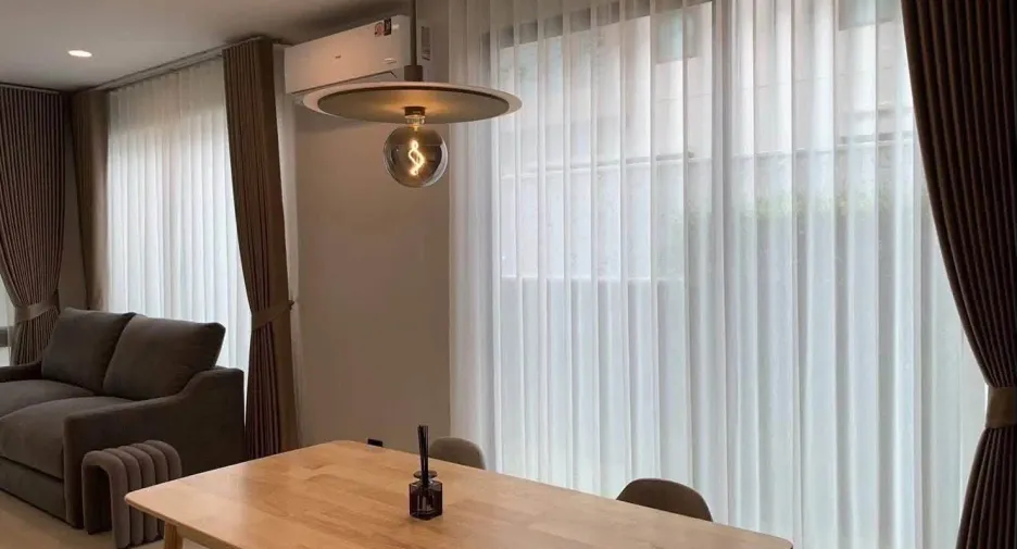 For rent 4 ベッドルーム house in Bang Kapi, Bangkok