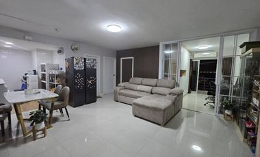 For sale 2 bedrooms condo in Yan Nawa, Bangkok
