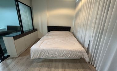 Wohnung zum Kauf und zur Miete mit 1 Zimmer in Phra Khanong, Bangkok