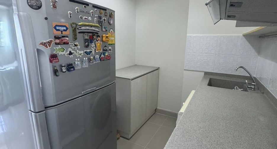 Wohnung zum Kauf und zur Miete mit 1 Zimmer in Phra Khanong, Bangkok