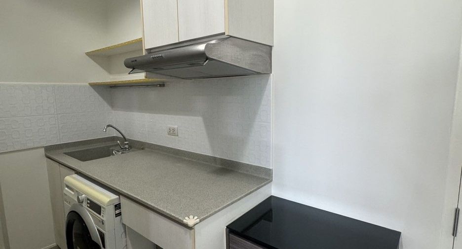 Wohnung zum Kauf und zur Miete mit 1 Zimmer in Phra Khanong, Bangkok