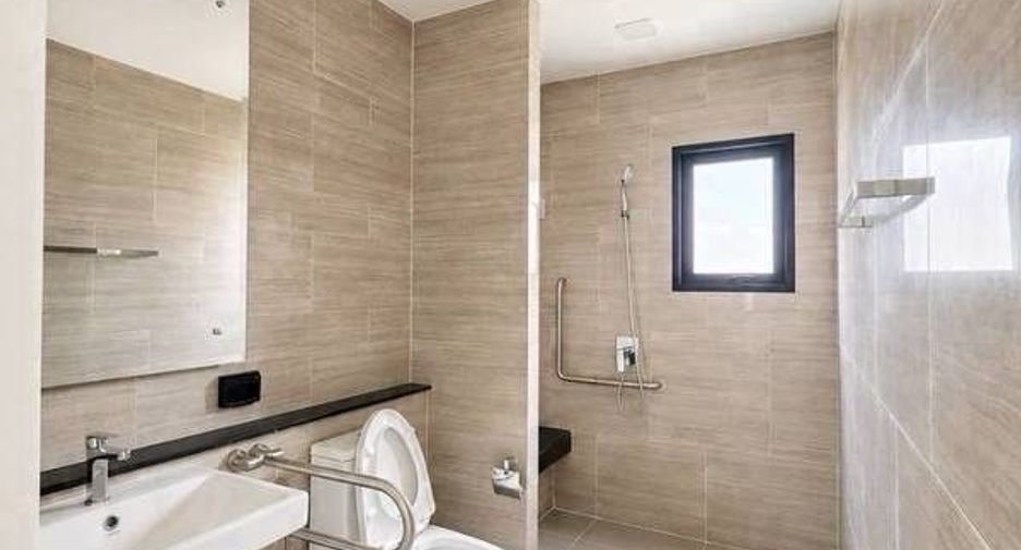 For sale 5 bedrooms house in Bang Phli, Samut Prakan