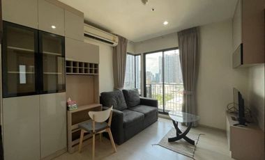Wohnung zur Miete mit 2 Zimmer in Huai Khwang, Bangkok