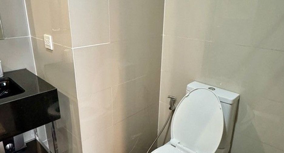Продажа и аренда 1 кровать кондо в Кхлонг Тоеи, Бангкок