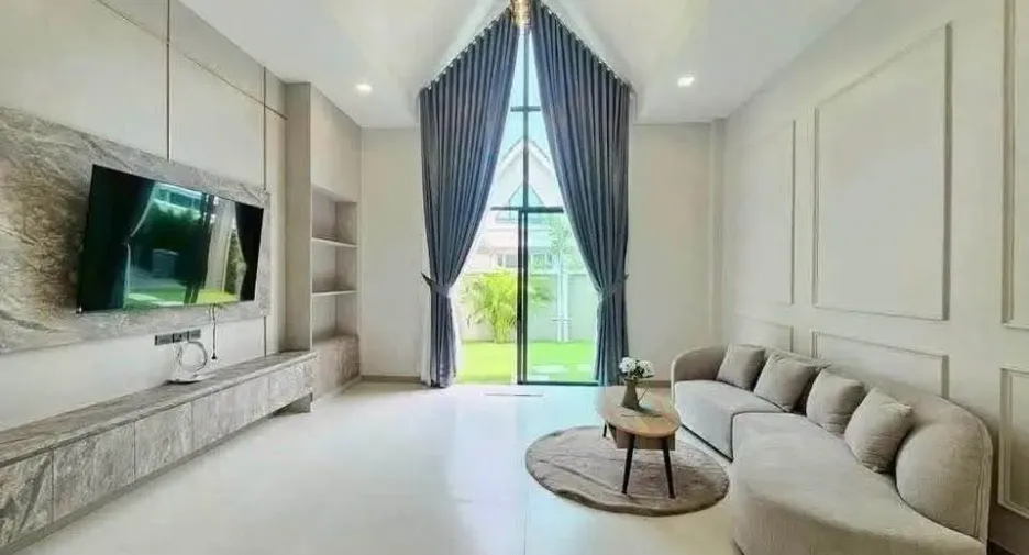 For sale and for rent 3 bedrooms villa in Bang Lamung, Chonburi