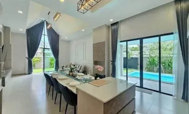 For sale and for rent 3 bedrooms villa in Bang Lamung, Chonburi
