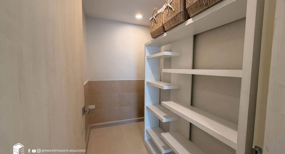 Wohnung zur Miete mit 3 Zimmer in Watthana, Bangkok