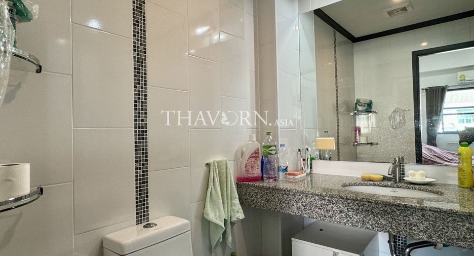For sale 1 bed condo in Bang Lamung, Chonburi