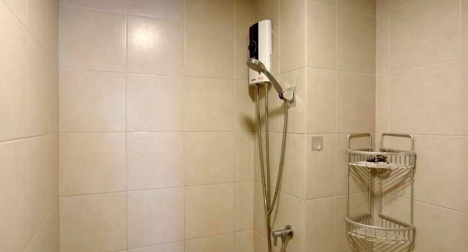 For sale studio condo in Bang Lamung, Chonburi