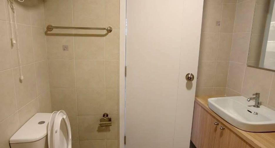 For sale studio condo in Bang Lamung, Chonburi