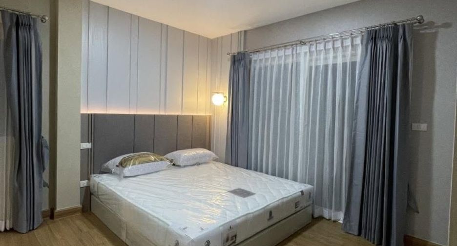 Haus zur Miete mit 3 Zimmer in Bang Phli, Samut Prakan