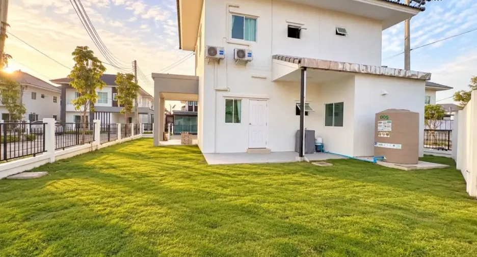 For rent 4 bedrooms house in Bang Lamung, Chonburi