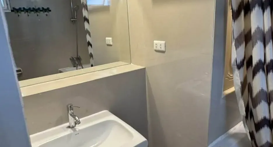 Condo en venta y en alquiler de 2 habitaciones en Watthana, Bangkok