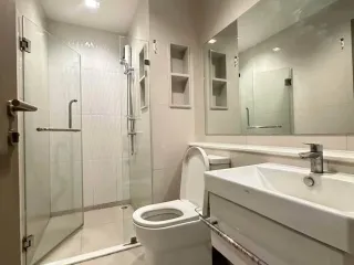 For rent 1 bed condo in Huai Khwang, Bangkok