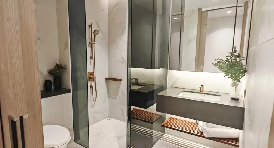For rent 2 bedrooms condo in Khlong Toei, Bangkok