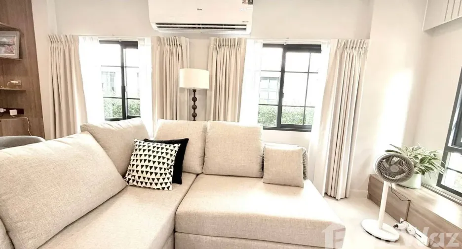 Haus zur Miete mit 4 Zimmer in Bang Phli, Samut Prakan