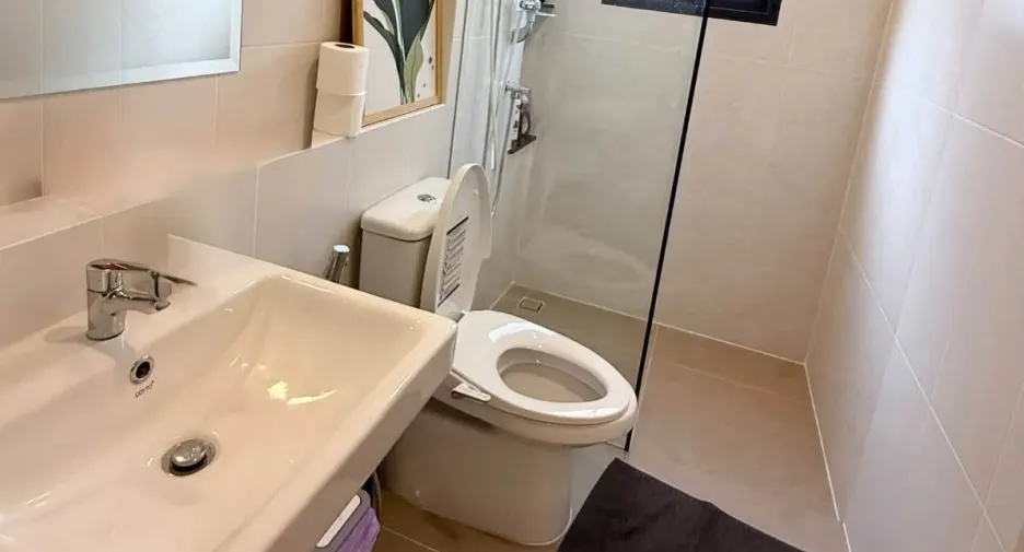 Haus zur Miete mit 4 Zimmer in Bang Phli, Samut Prakan