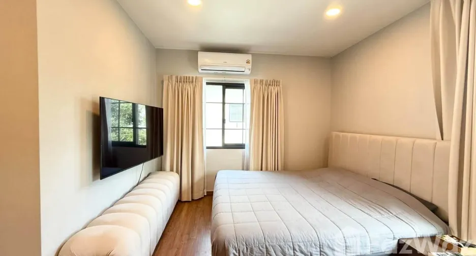 Haus zur Miete mit 4 Zimmer in Bang Phli, Samut Prakan