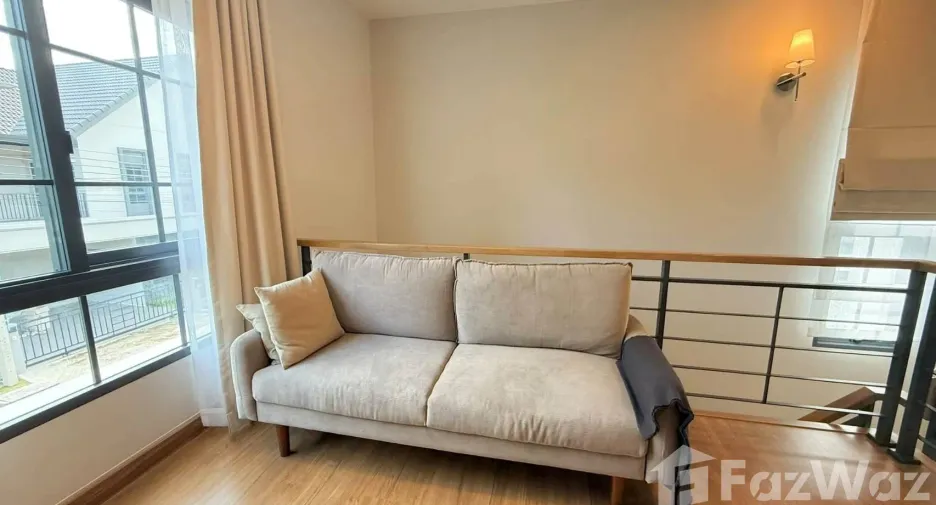 Haus zur Miete mit 4 Zimmer in Bang Phli, Samut Prakan