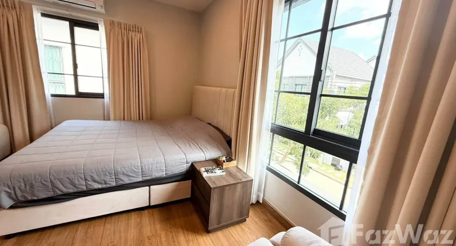 Haus zur Miete mit 4 Zimmer in Bang Phli, Samut Prakan