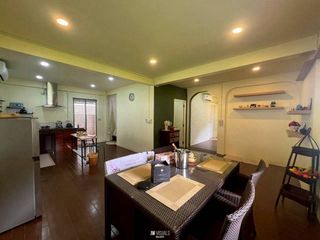 Haus zur Miete mit 5 Zimmer in Mueang Chiang Mai, Chiang Mai