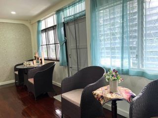 Haus zur Miete mit 5 Zimmer in Mueang Chiang Mai, Chiang Mai