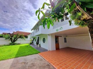 Haus zur Miete mit 5 Zimmer in Mueang Chiang Mai, Chiang Mai