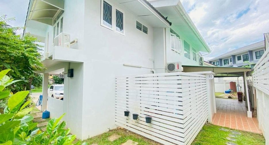 Haus zur Miete mit 5 Zimmer in Mueang Chiang Mai, Chiang Mai