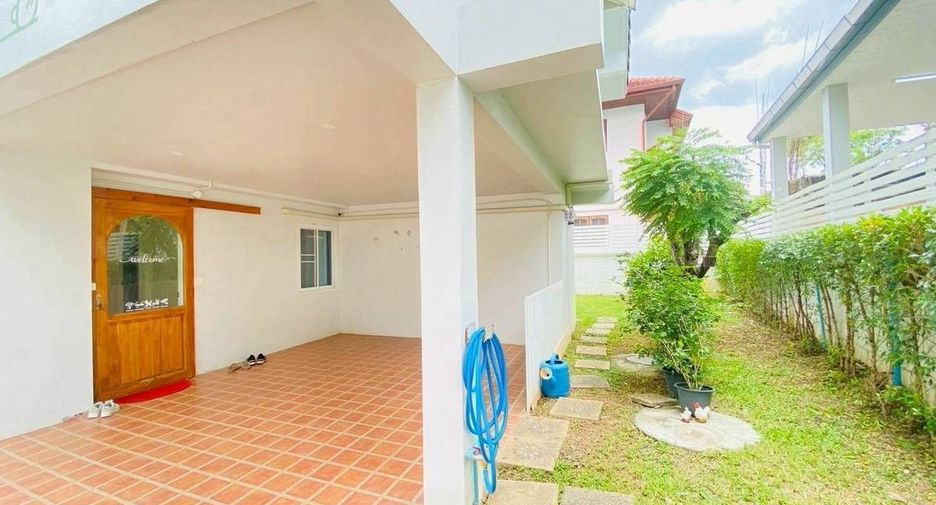 Haus zur Miete mit 5 Zimmer in Mueang Chiang Mai, Chiang Mai